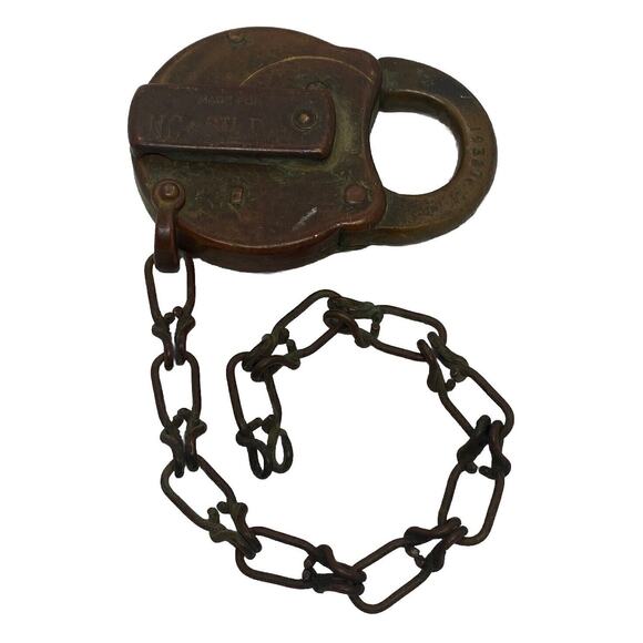 Antique Yale and Town MFG CO Pad Lock Cast Iron Heart Shape 9” Chain No Key - Picture 8 of 15